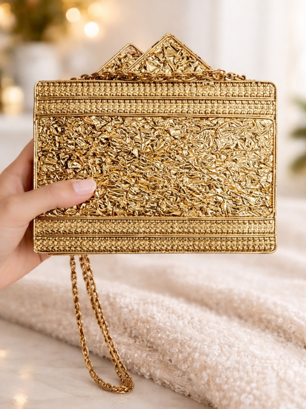 Iridescent Shell Effect Box Clutch with Gold Chain - Picture 2 of 12